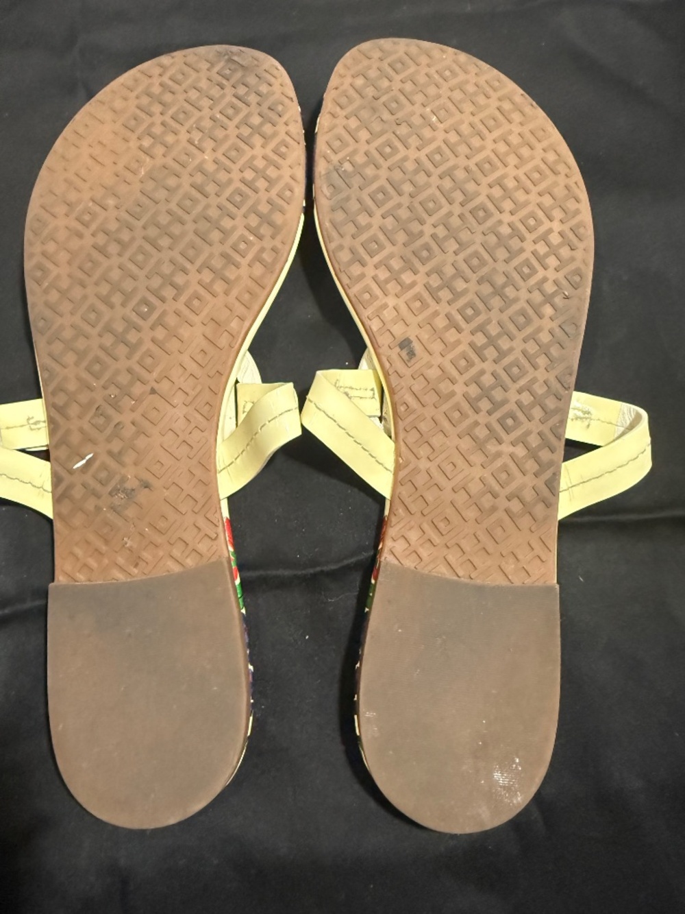 Tory Burch Miller Patent Thong Sandal Tea Time Floral Size 8 - Picture 3 of 5